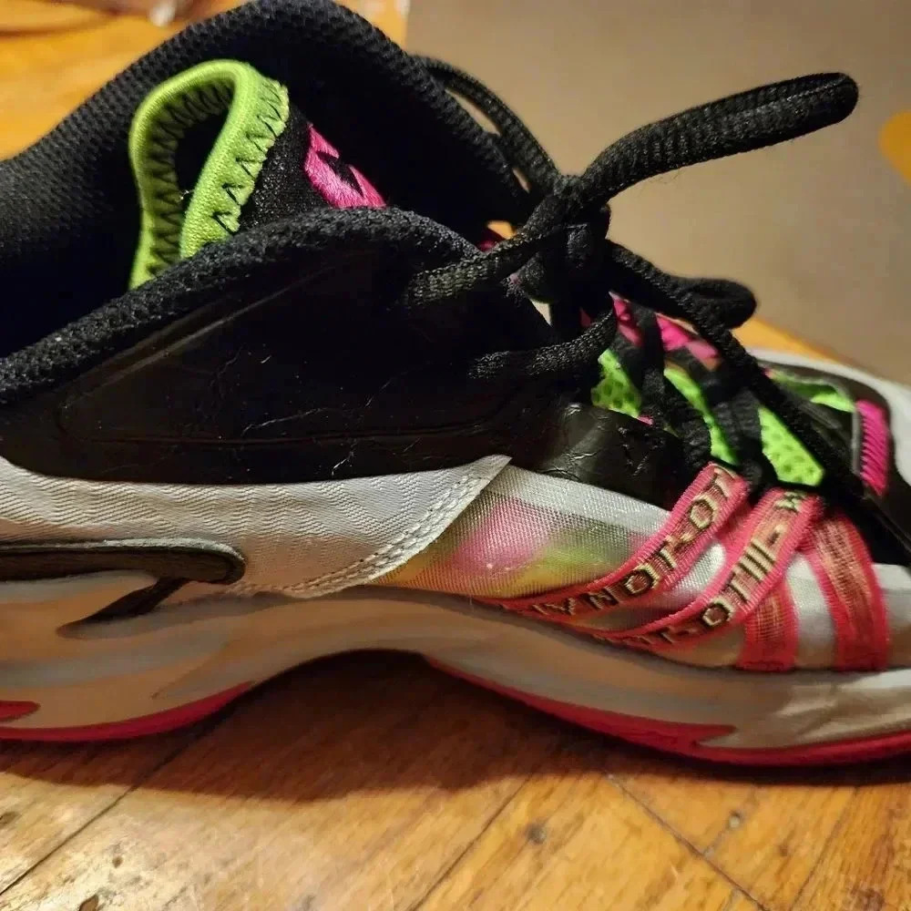 JORDANS ONE TAKE 3 youth girl Size 6.5 - Picture 9 of 12